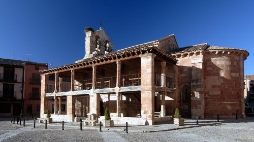 El Festival de Cortos de Ayllón (Ayllón, Castilla-León, España) seleccionó “Flexibility” de Remedios Crespo, “Desolado” de Víctor Nores y “Un par de ciegos” de David Esquivel